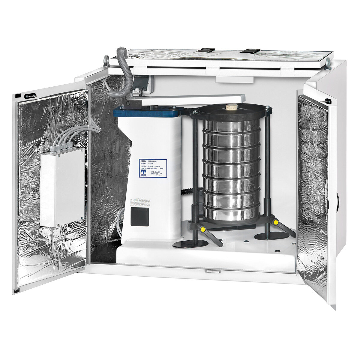 RO-TAP® RX-29 CE de W.S. TYLER® est équipée d’une armoire insonorisée